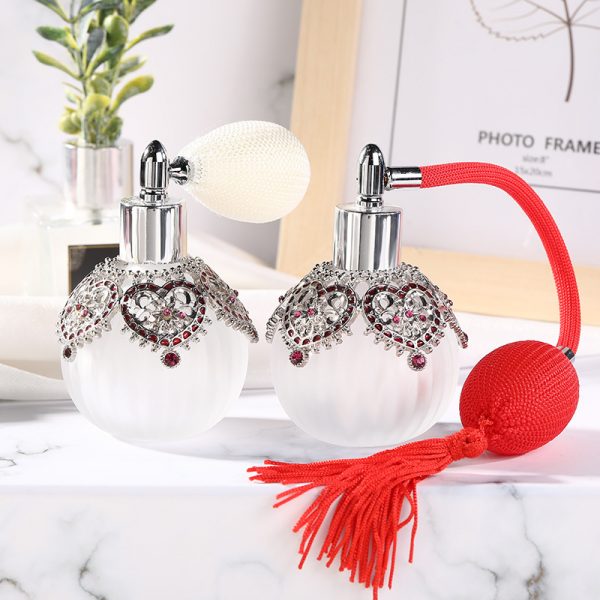 Pumpkin shape Victoria line Dubai spray perfume bottle - Image 1