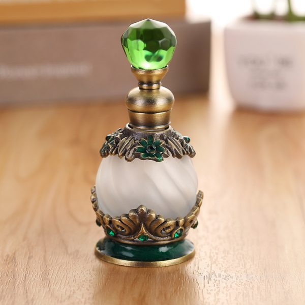 Chrysanthemum pattern decorated round perfume bottle - Image 1