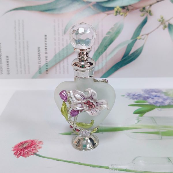 Orchid pattern heart-shaped perfume bottle - Image 1